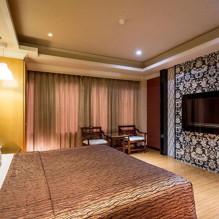 Ching Ching Motel Санься Экстерьер фото